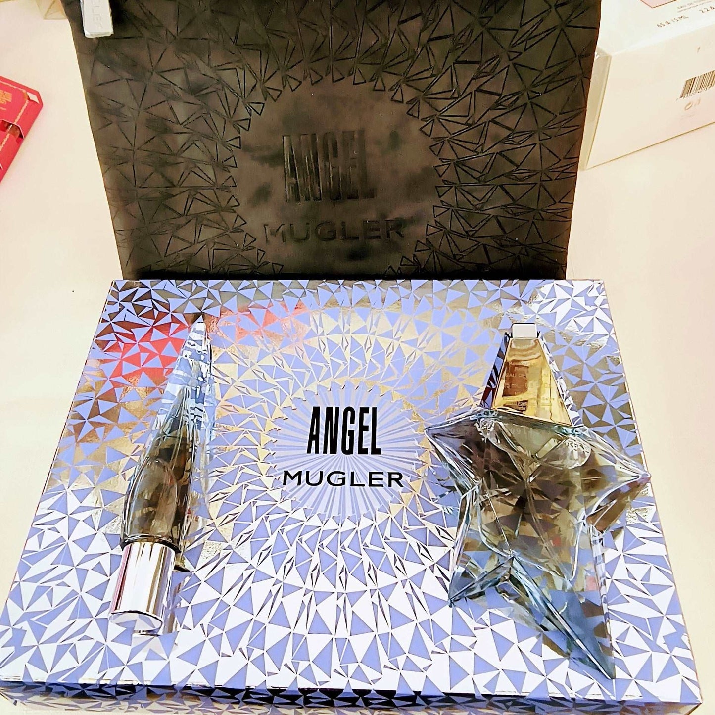 Angel MUGLER travel set đ©ïž - Janilu Perfume Shop