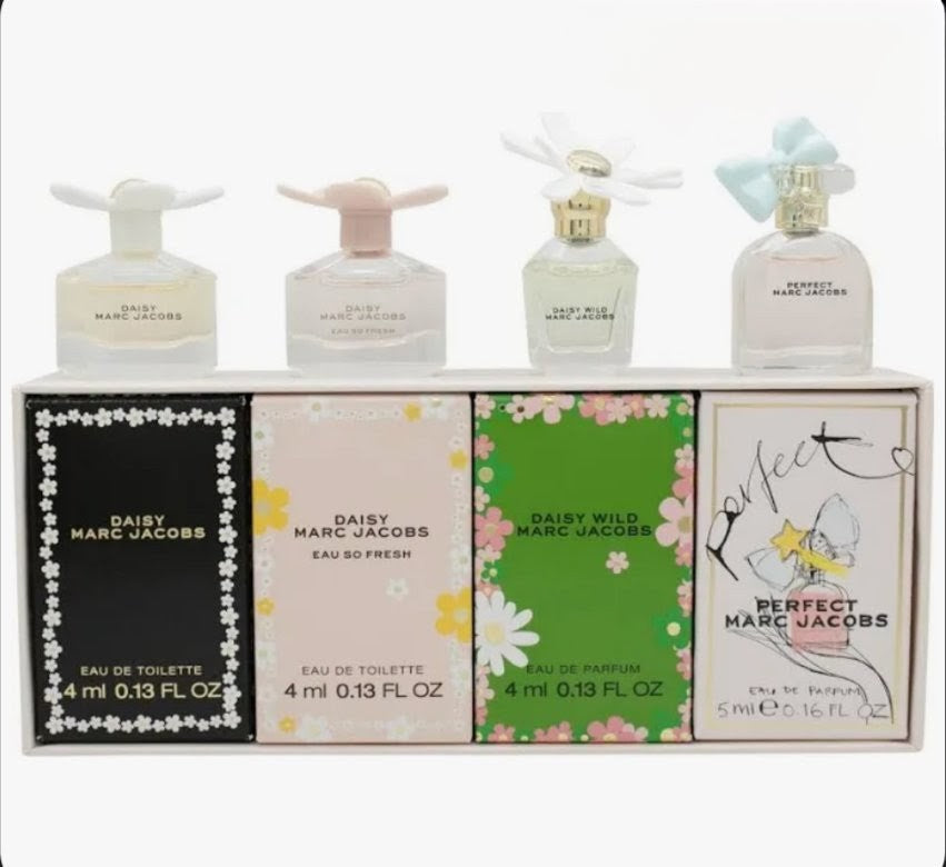 Marc Jacobs 4PC Miniature Women Set